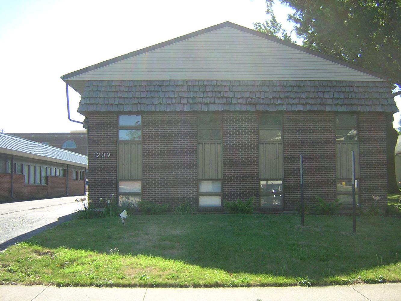 1209 South 4th Street, Springfield, IL 62703